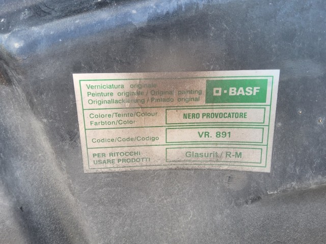 207527 Fiat Bravo 2007-2014 motorháztető, a képen látható sérüléssel VR.891