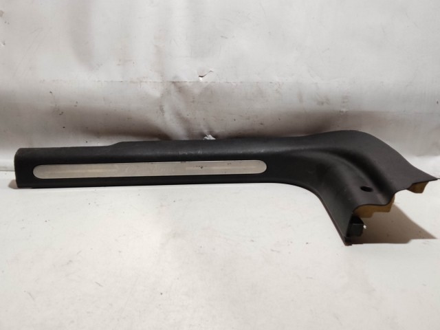 209201 Alfa Romeo Giulietta 2010-2020 jobb első belső küszöb borítás