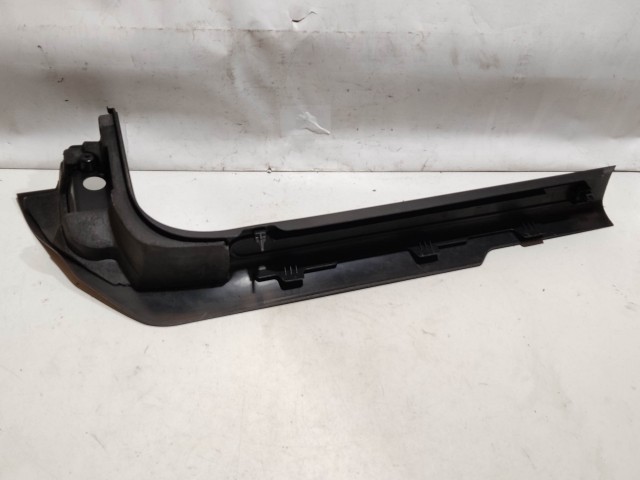 209202 Alfa Romeo Giulietta 2010-2020 bal első belső küszöb borítás