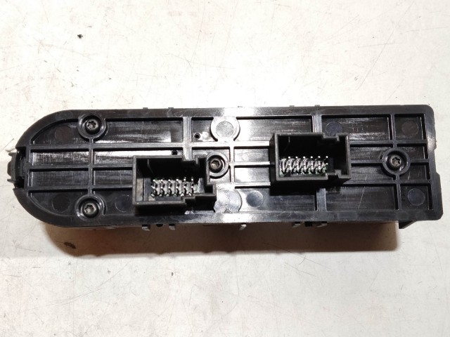 209285 Alfa Romeo Giulietta 2010-2020 bal első ablakemelő kapcsoló, tükörbehajtós