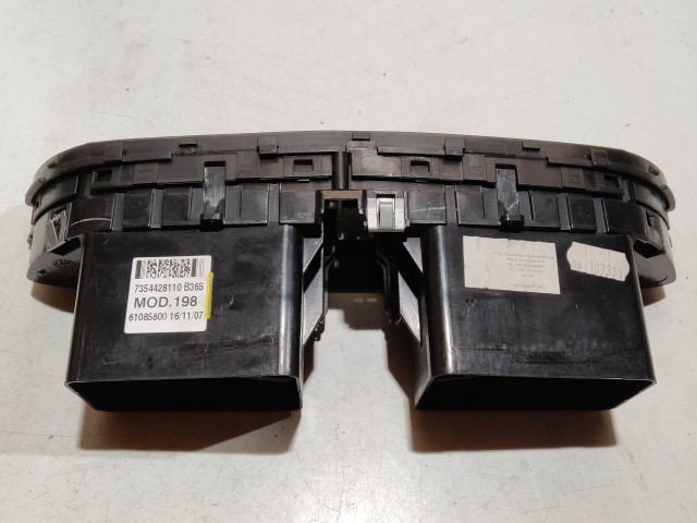 Fiat Bravo 2007-2014 2007-2014 Levegő beömlő használt 