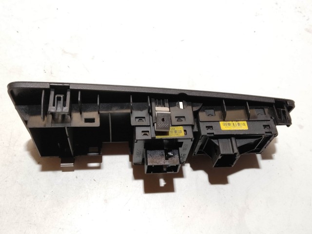 Fiat Grande Punto  2005-2009 bal első ablakemelő kapcsoló