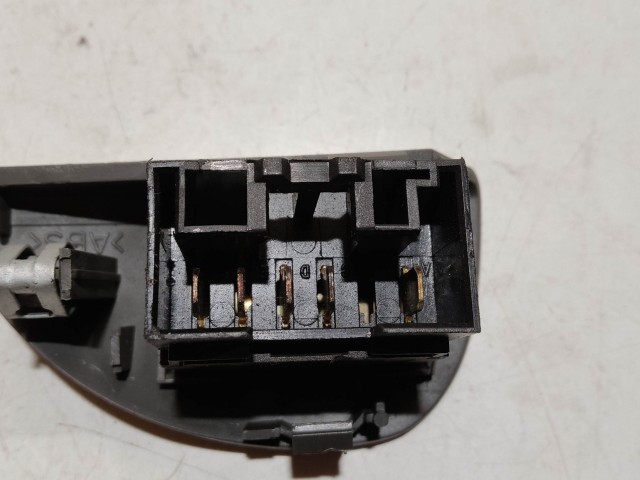 Fiat Seicento 1998-2010 ablakemelő kapcsoló használt bal hátsó, szürke