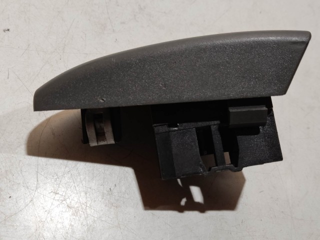 Fiat Seicento 1998-2010 ablakemelő kapcsoló használt bal hátsó, szürke