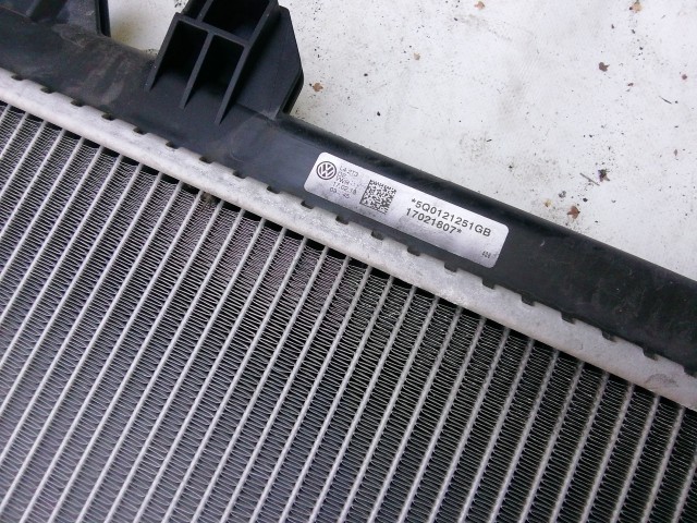 211276 Audi,Seat, Skoda, Volkswagen vízhűtő 5Q0121251GB