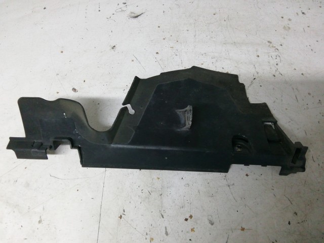 Seat Leon 5F 2012-2020 2012-2020 Hűtőlégterelő használt  