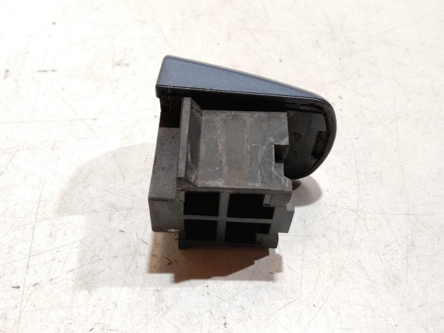 Citroen Berlingo 2008-2018 2008-2018 Zárbetét kupak használt jobb első, kék