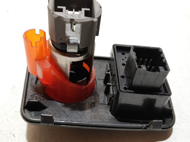 Tükör állító kapcsoló