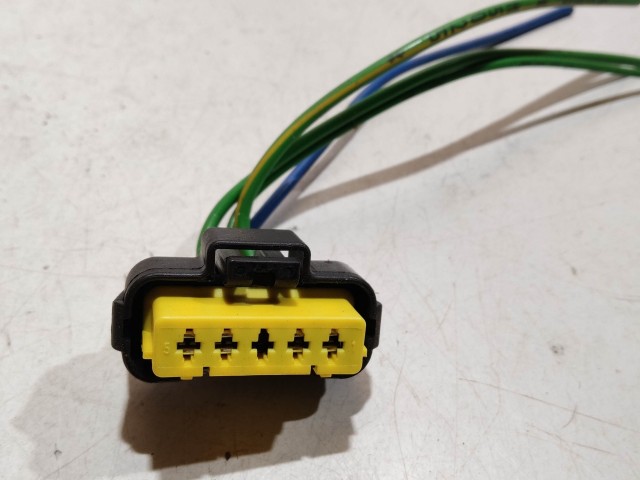 Citroen Berlingo 2008-2018 2008-2018 Elektromos csatlakozó használt  Ablaktörlő motor első