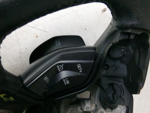 Ford Focus III. 2011-2018 2011-2018 Kormánykerék használt  Fekete multikormányos bőr  