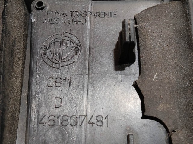 Fiat Punto III. 2003-2010 3 ajtós jobb hátsó prizma a csomagtérajtón 461807481