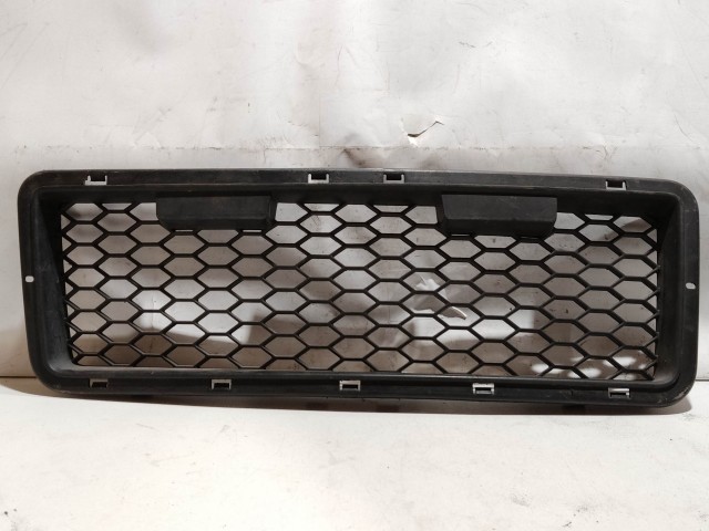 209491 Fiat Punto III. 2003-2010 sporting első középső díszrács 735320943