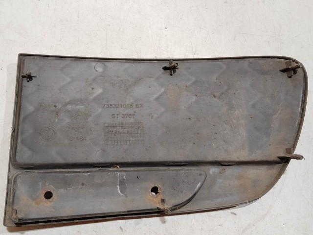 209492 Fiat Punto III. Sporting 2003-2010 al hátsó díszrács a lökhárítóban