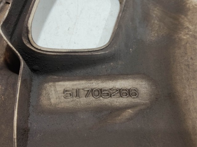 209510 Fiat Punto II. 1999-2003 14