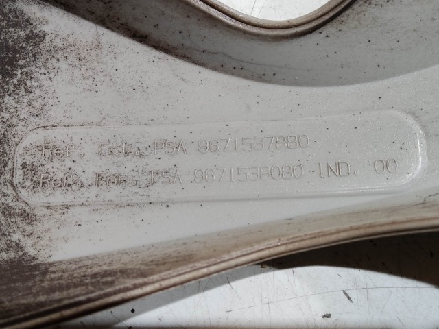 209521 Citroen C3 Picasso 16