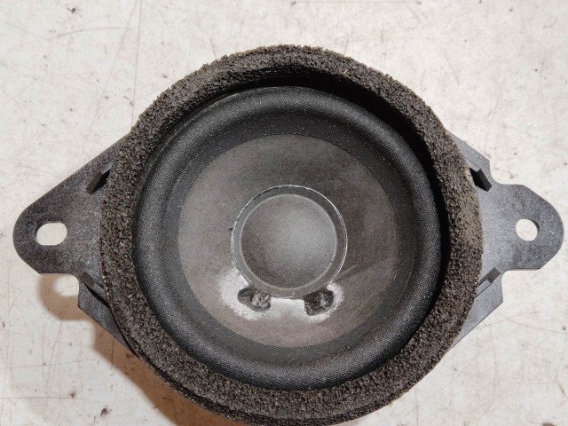 Mazda 6 2007-2011 2007-2011 Hangszóró használt  Műszerfalon 