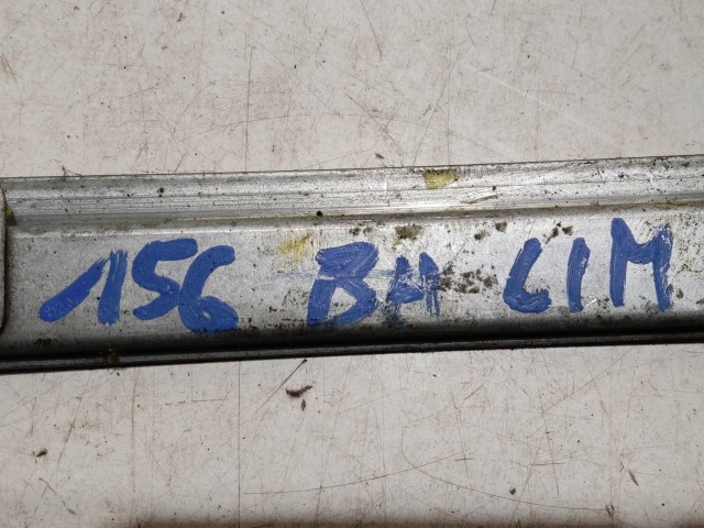 Alfa Romeo 156 1997-2005 szedán bal hátsó manuális ablakemeő