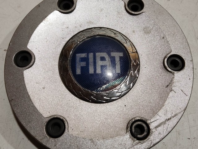 Fiat Croma  2005-2010 Felni közép kupak használt  Ezüst, kék