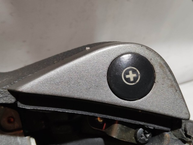 Alfa Romeo 156 1997-2005 Kormánykerék használt  Fekete bőr   a képen látható sérüléssel