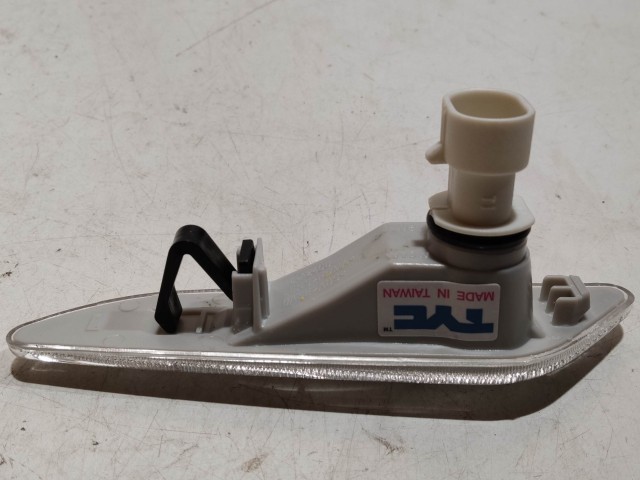 Alfa Romeo 156, 147, Fiat Tipo 2015-, Lancia Delta, Ypsilon III. utángyártott új, fehér színű, bal oldali index 60686517