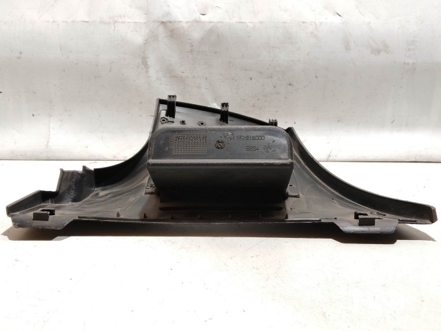 Belső műanyag burkolatok és alkatrészek