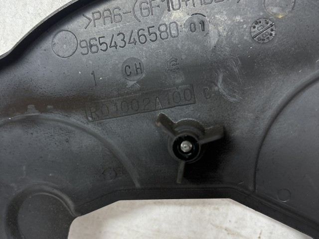 Citroen Berlingo 2008-2018 2008-2018 Vezérmű burkolat használt  belső felső  