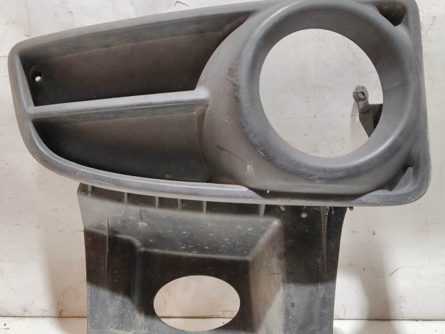 Fiat Panda II. 2003-2012 2003-2012 Ködlámpa keret,tartó használt  Jobb
