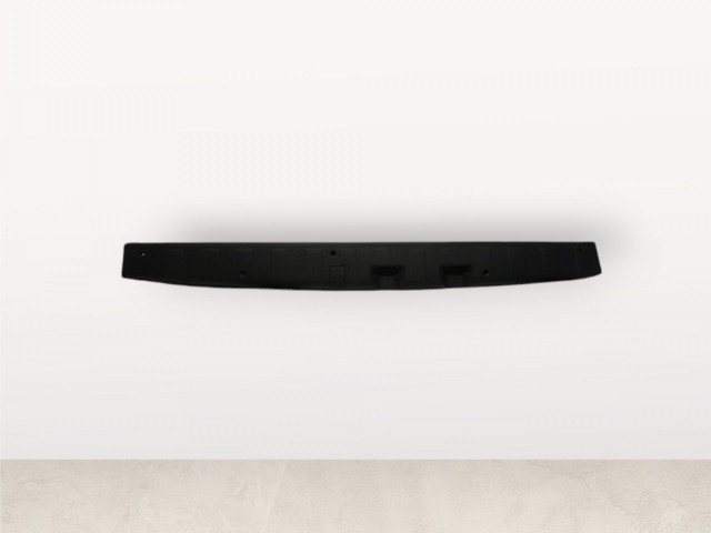 Fiat Doblo 2000-2009 utángyártott új, csomagtér küszöb műanyag ketté nyíló ajtóhoz