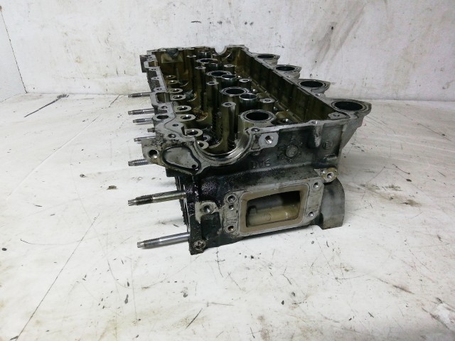 211526 Citroen, Peugeot, Ford 1,6 16v Diesel hengerfej