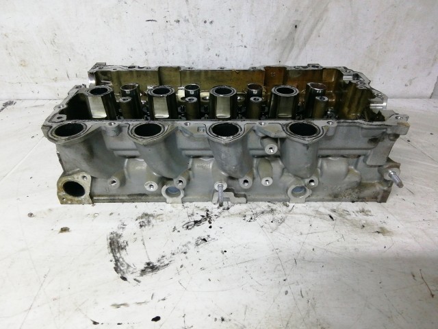 211526 Citroen, Peugeot, Ford 1,6 16v Diesel hengerfej