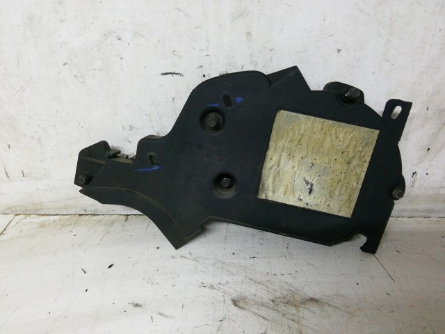 Ford Fiesta 2008-2017 2008-2017 Vezérmű burkolat használt  Felső   