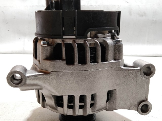 Alfa Romeo, Fiat, Lancia  1,4 benzin klímás felújított generátor 90A