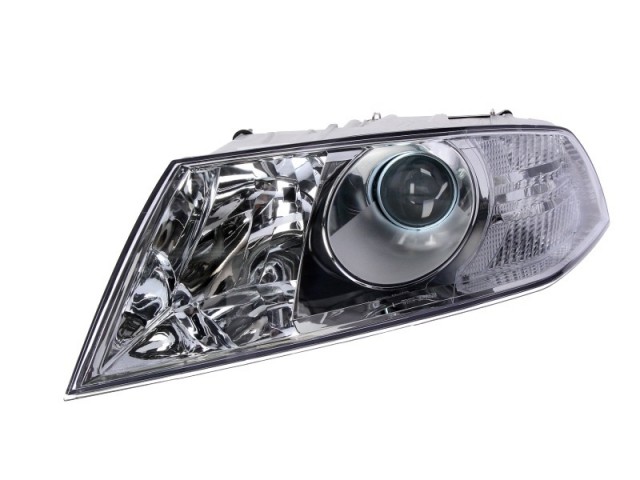 Skoda Octavia II. 2004-2008 utángyártott új bal első fényszóró  Xenon D1S/H1króm h.(motorral) TYC