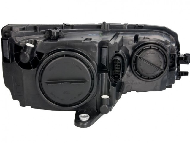 Skoda Octavia III. 2016-2019 utángyártott új bal első fényszóró 2H7/LED (motorral) TYC