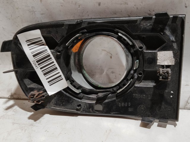 72841 Fiat 500 2015- bal ködlámpa keret 735631265