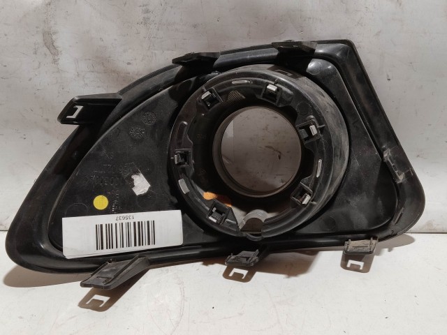 135637 Alfa Romeo Giulietta 2013-2020 bal első ködlámpa keret 156102277