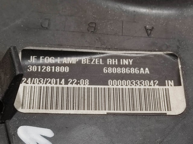Dodge Journey 2009 Ködlámpa keret,tartó használt  Jobb a képen látható sérüléssel