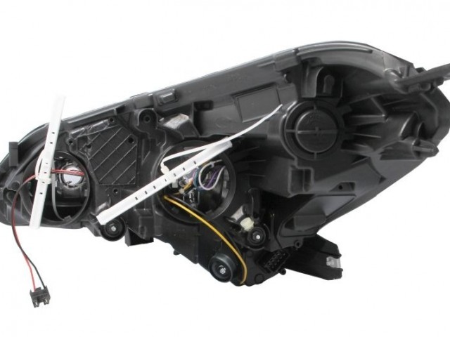 Opel Corsa E 2014-2019 utángyártott új jobb első fényszóró 2H7 +napp.f.fek.ház,motorral TYC