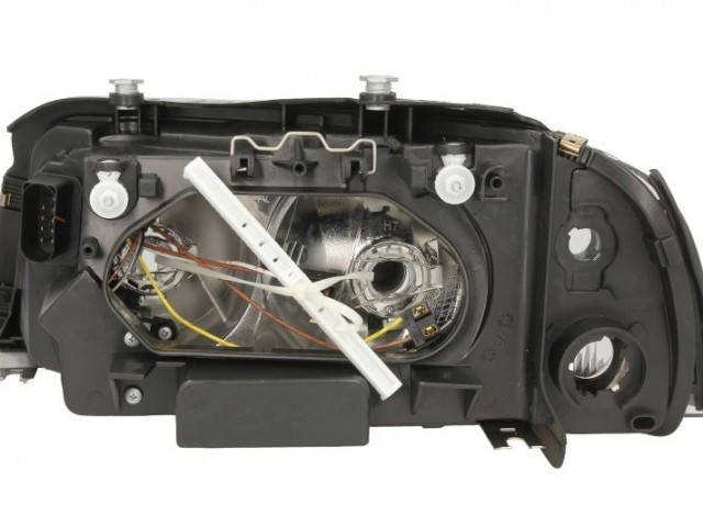 Seat Alhambra, Volkswagen Sharan 1996-2010 utángyártott új jobb első fényszóró H1/H7  fekete házas (motorral) TYC