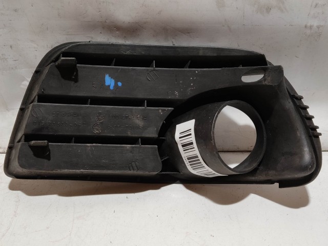 Fiat Punto III. 2003-2010 2003-2010 Ködlámpa keret,tartó használt  Bal