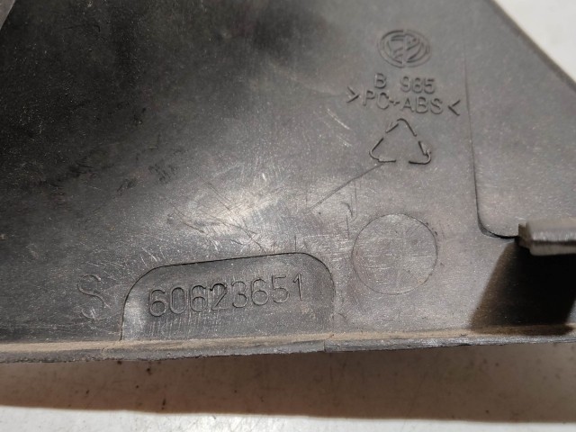 Alfa Romeo 156 1997-2005 Ködlámpa keret,tartó használt Bal, sötét ezüst