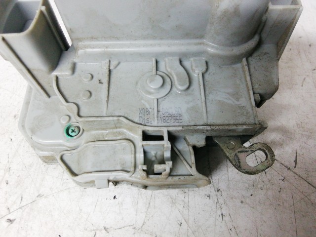 Fiat Bravo 2007-2014 jobb első zár 51827955