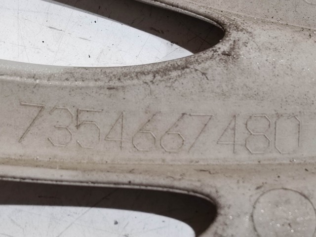 207797 Fiat Grande Punto 15