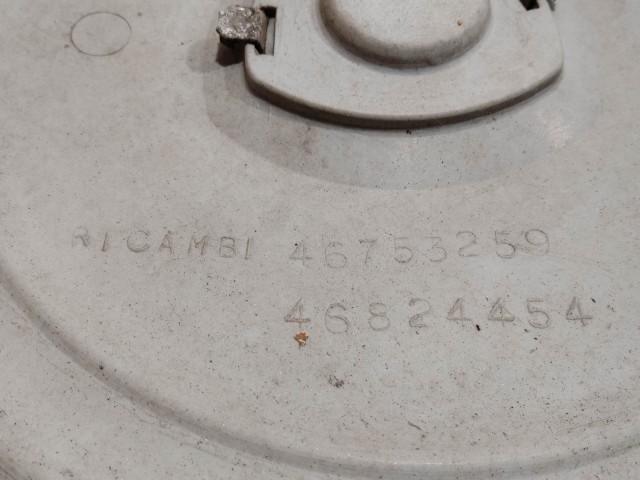 207845 Lancia Lybra 15