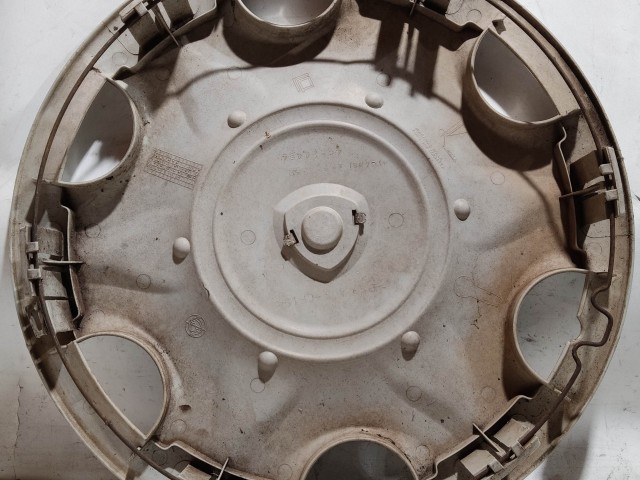 207845 Lancia Lybra 15