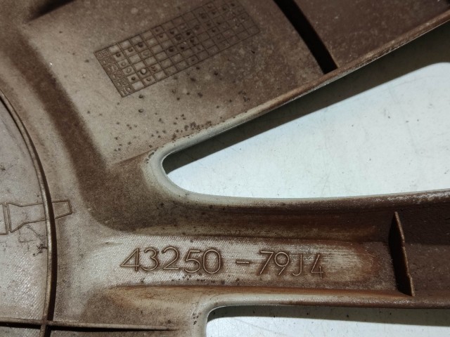 207847 Fiat Sedici 15