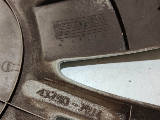 207849 Fiat Sedici 15