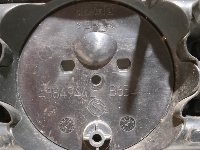 Fiat Punto 3 Nova Predna Mriezka 46849442