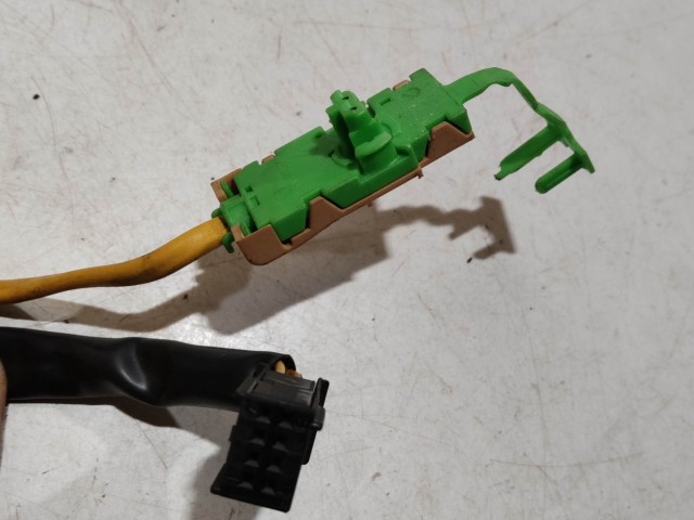 Légzsák átvezető gyűrű