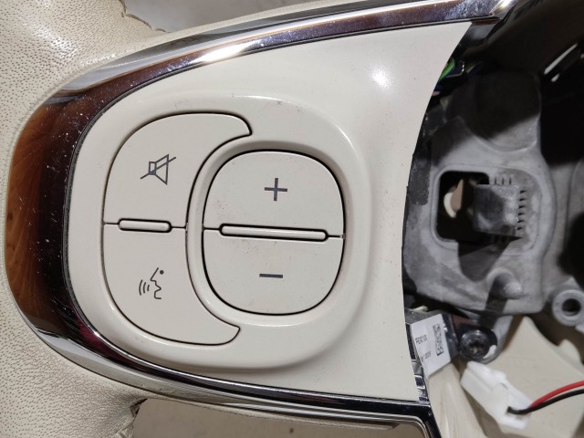 207886 Fiat 500 2015-2025  fehér színű kormánykerék 735633755